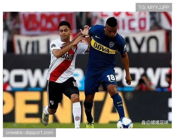 通讯:欧塞尔主场雨战,恶劣天气导致双方传球失误率激增